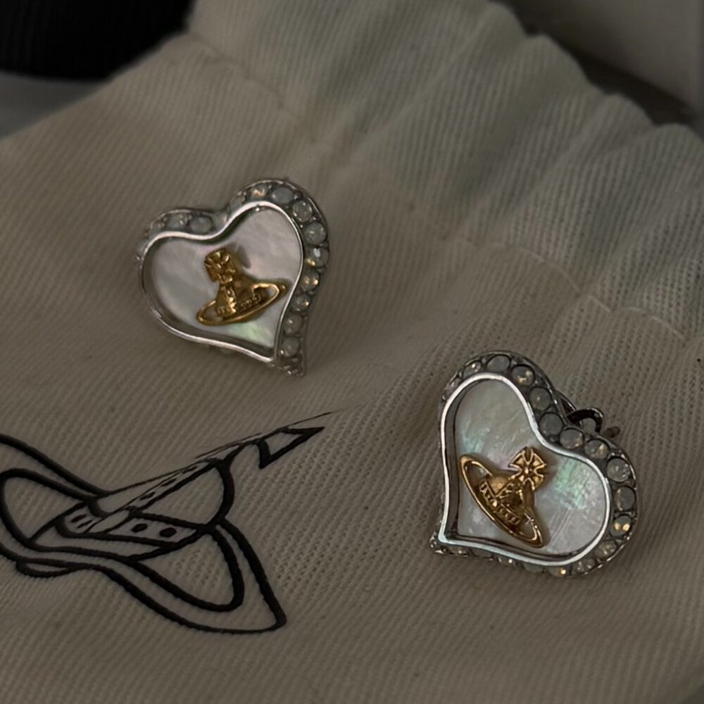 Vivienne Westwood Heart Stud Earrings – Silver / Mother-of-Pearl